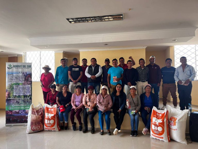 Éxito Capacitaciones  a agricultores y emprendedores